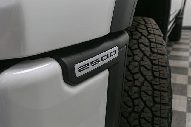 2024 GMC Sierra 2500HD Denali Ultimate - Photo 17
