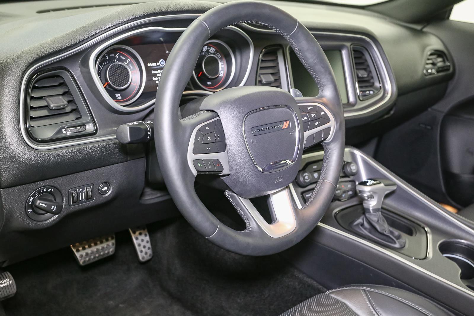 2015 Dodge Challenger R/T - Photo 23