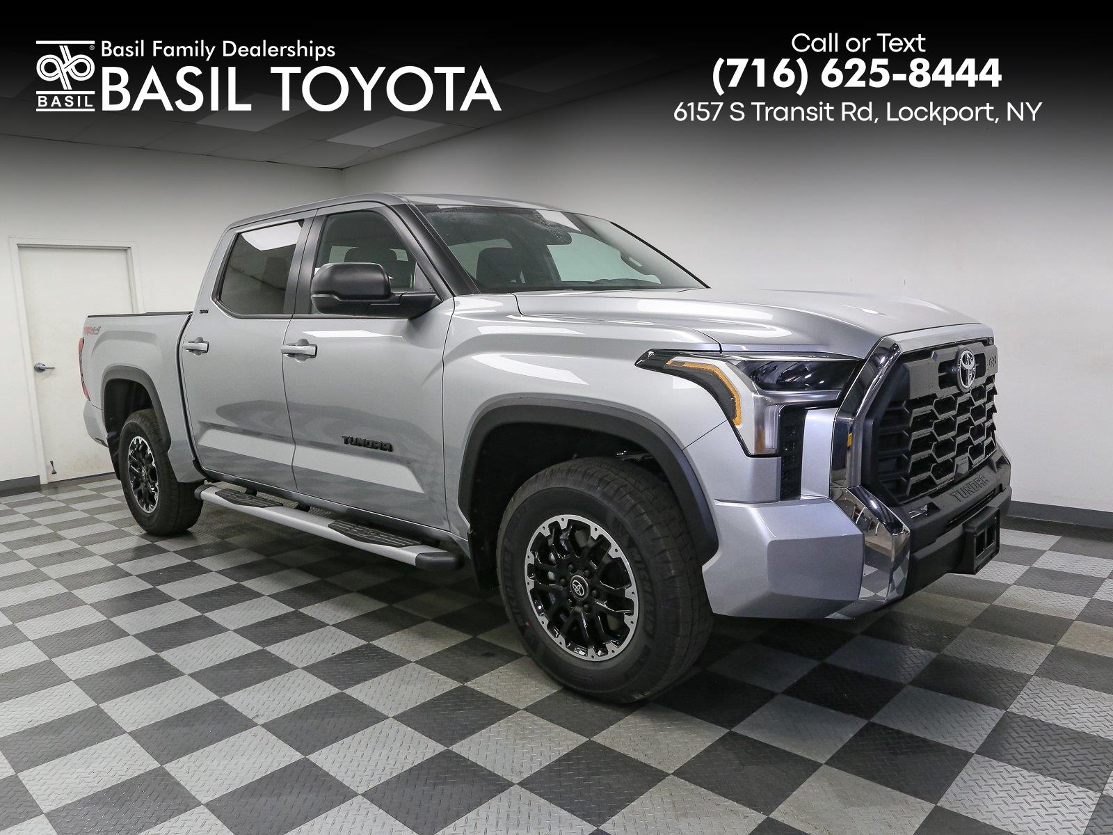 2026 Toyota Tundra SR5 SR5 CREWMAX 5.5