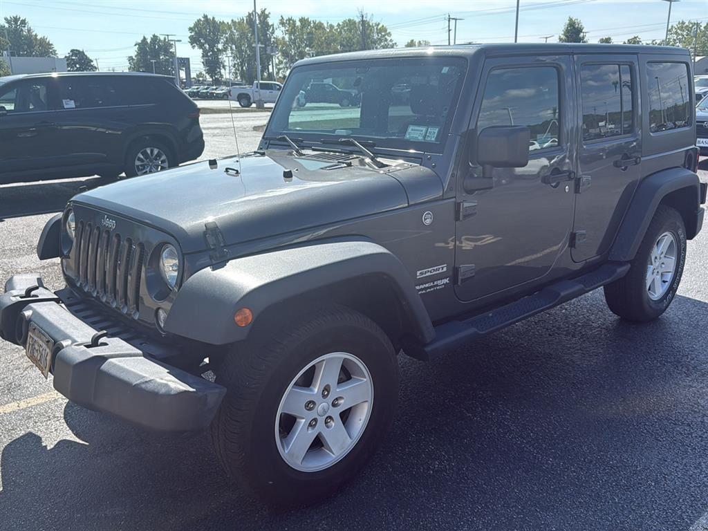 2018 Jeep Wrangler Unlimited Sport S photo 2