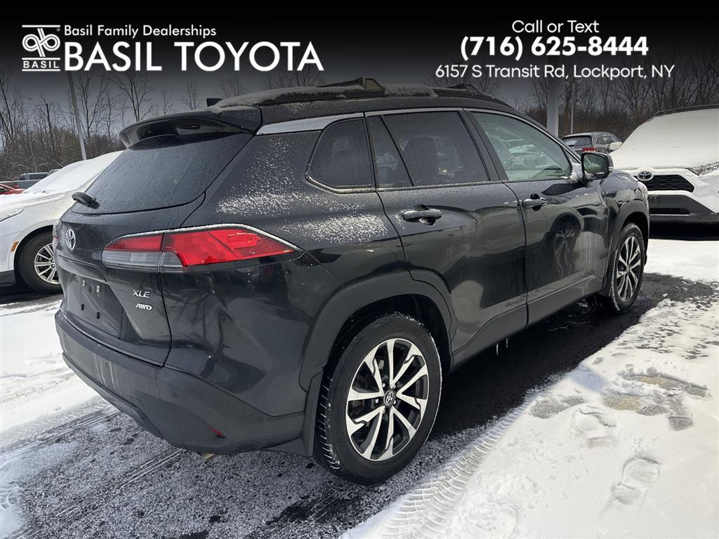 2022 Toyota Corolla Cross XLE