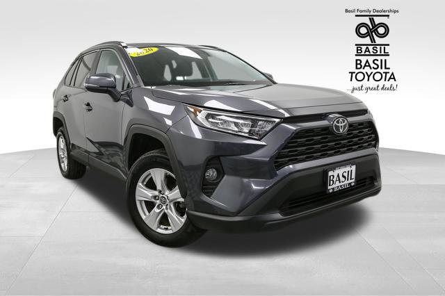 Used 2020 Toyota RAV4 XLE with VIN 2T3P1RFV8LC119239 for sale in Lockport, NY