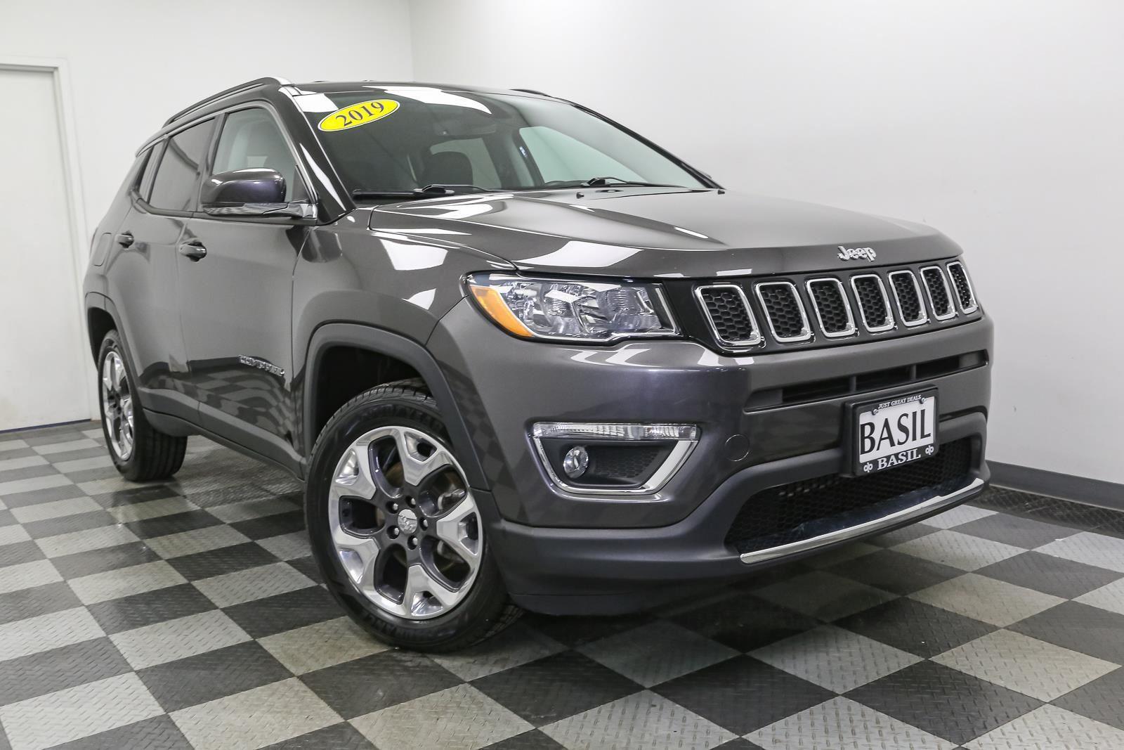 Used 2019 Jeep Compass Limited with VIN 3C4NJDCB5KT752936 for sale in Lockport, NY