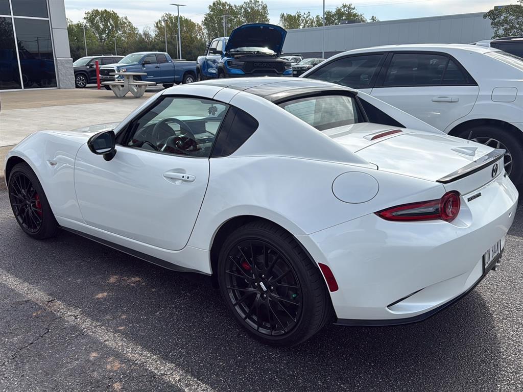 2024 Mazda MX-5 Miata Miata RF photo 3