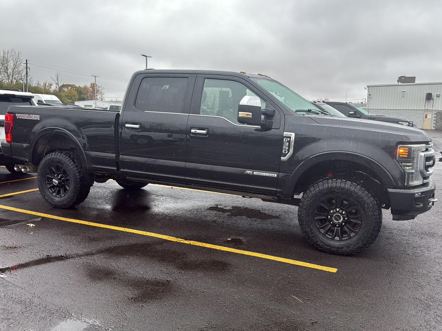 2022 Ford F-350 Platinum photo 4