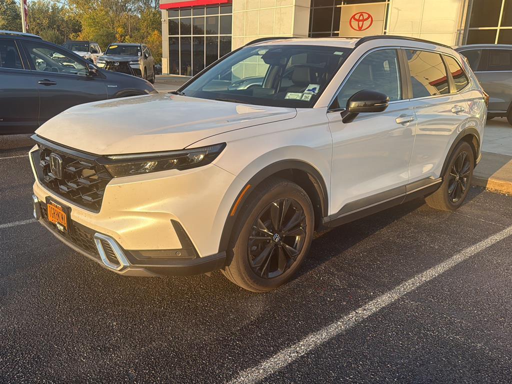 2023 Honda CR-V Hybrid Sport Touring photo 2