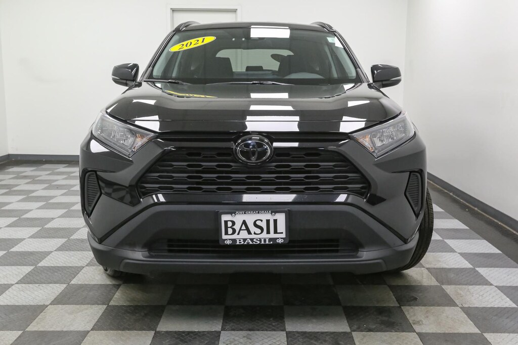 Used 2021 Toyota RAV4 LE SUV