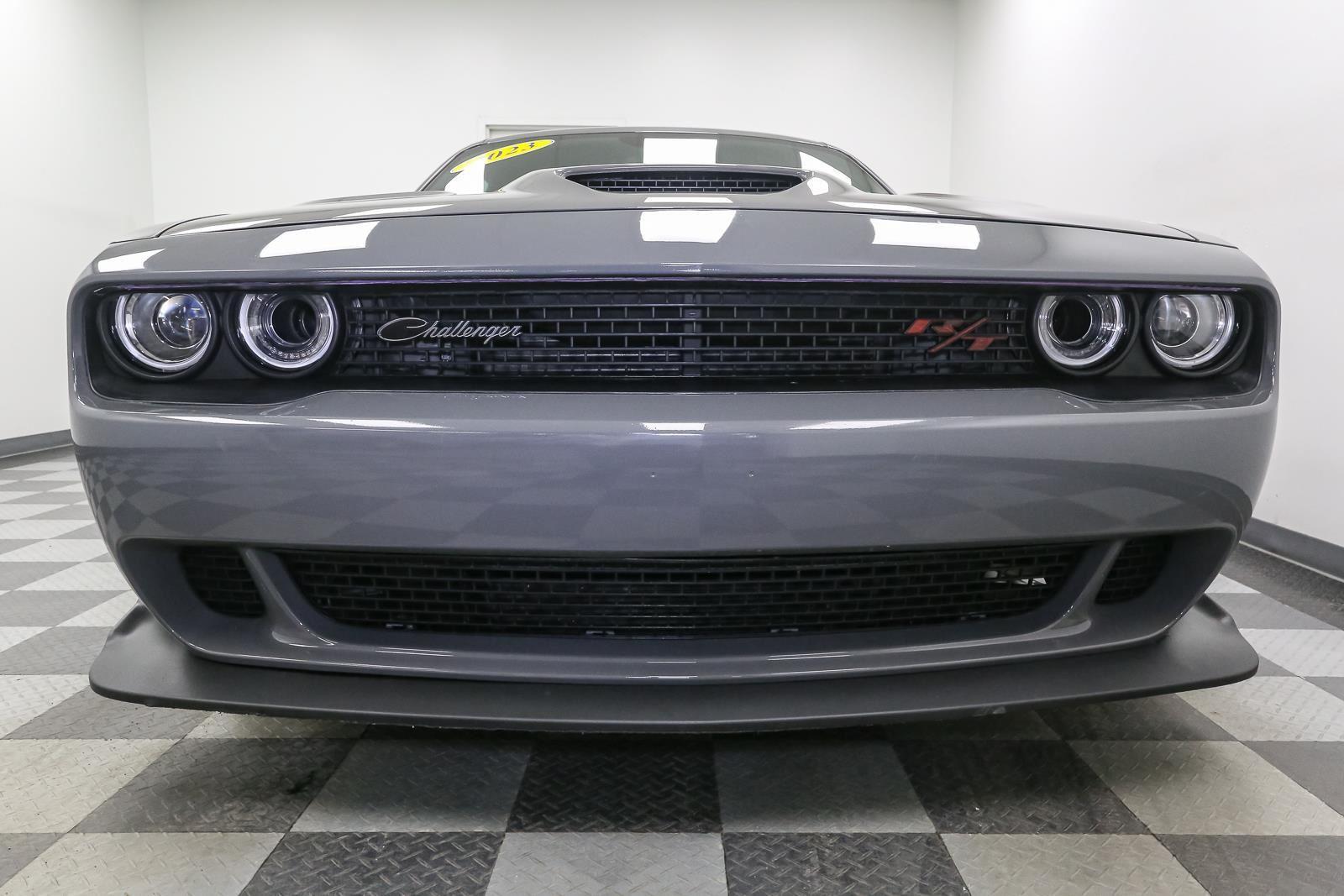 2023 Dodge Challenger R/T - Photo 7