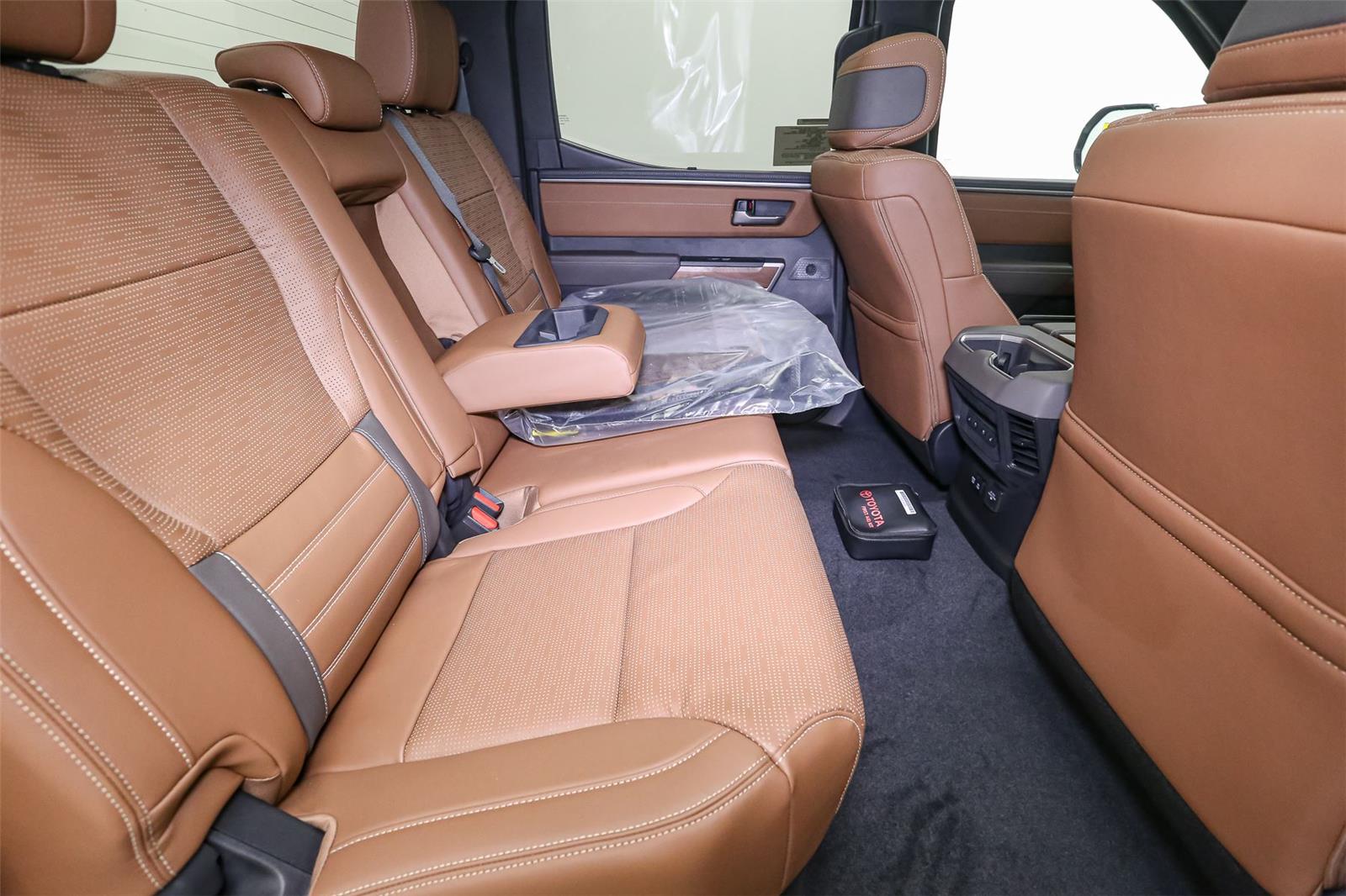 2026 Toyota Tundra 1794 Edition - Photo 16