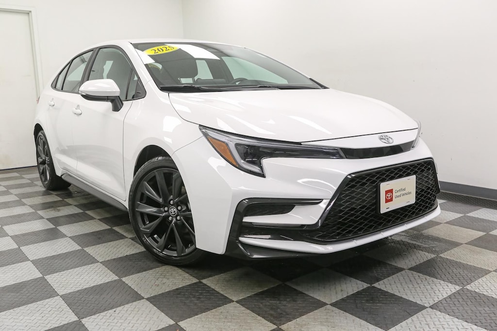 Certified 2025 Toyota Corolla SE Sedan