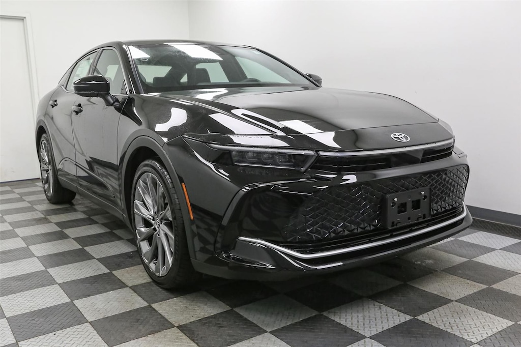 New 2026 Toyota Crown Limited LIMITED