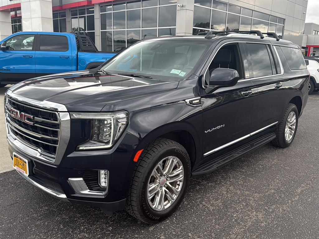 2021 Gmc Yukon XL SLT photo 3