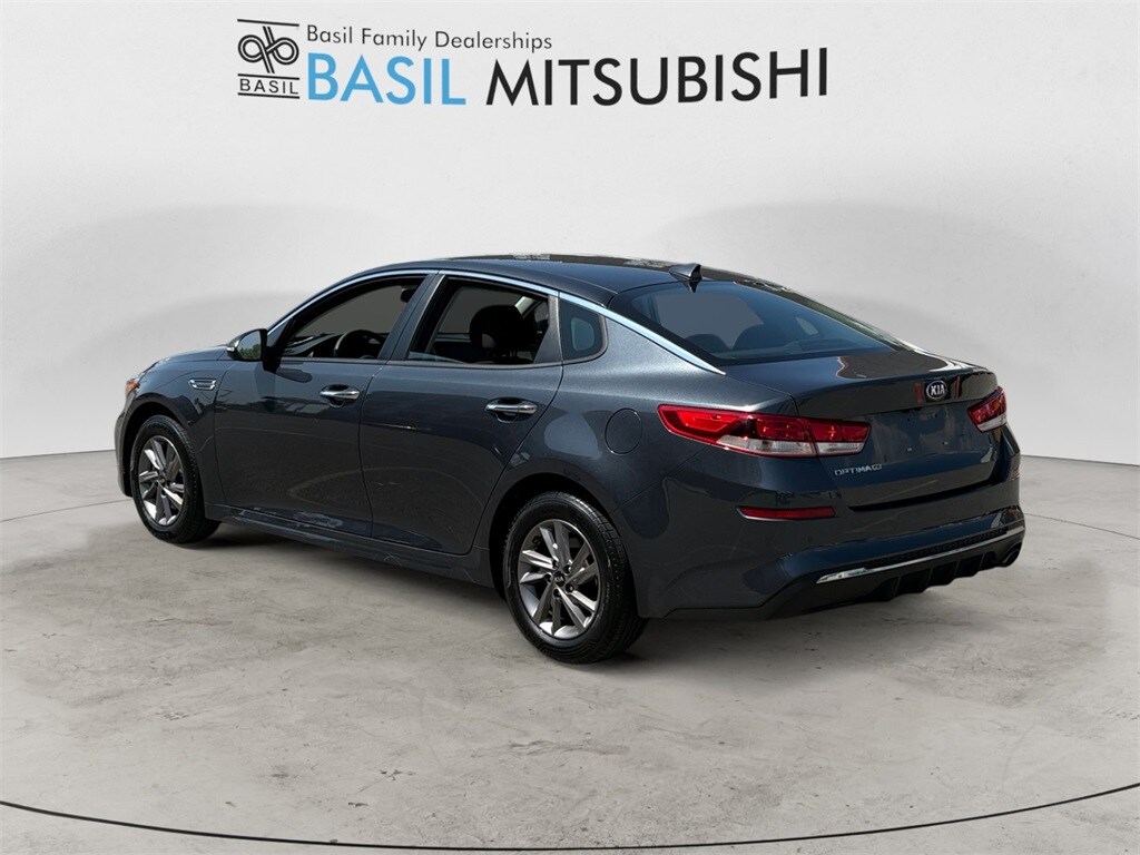 2020 Kia Optima LX photo 3