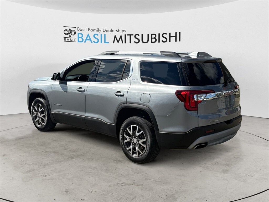2023 Gmc Acadia SLE photo 3