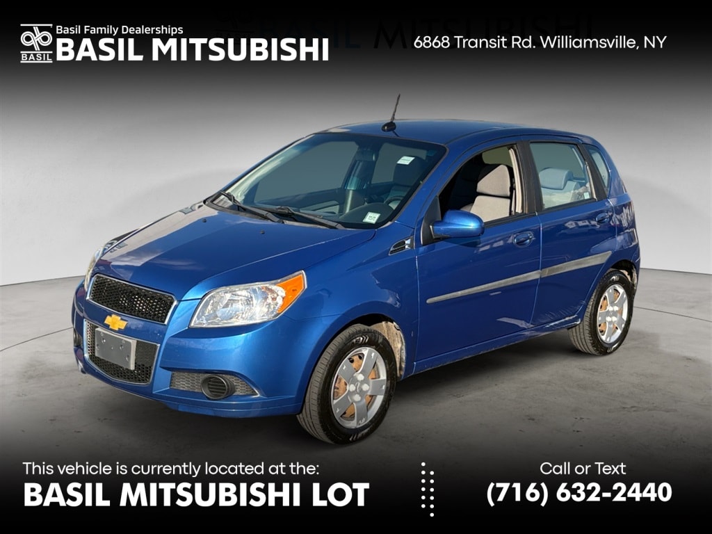 2011 Chevrolet Aveo5 1LT's photo