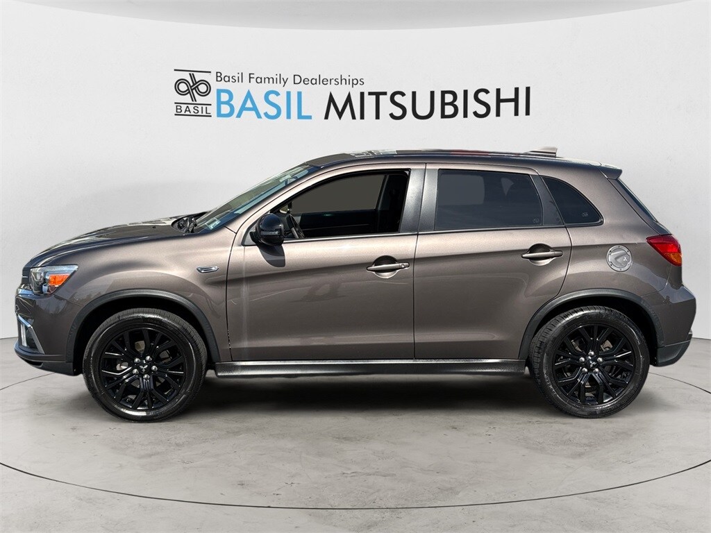 2018 Mitsubishi Outlander Sport LE photo 2