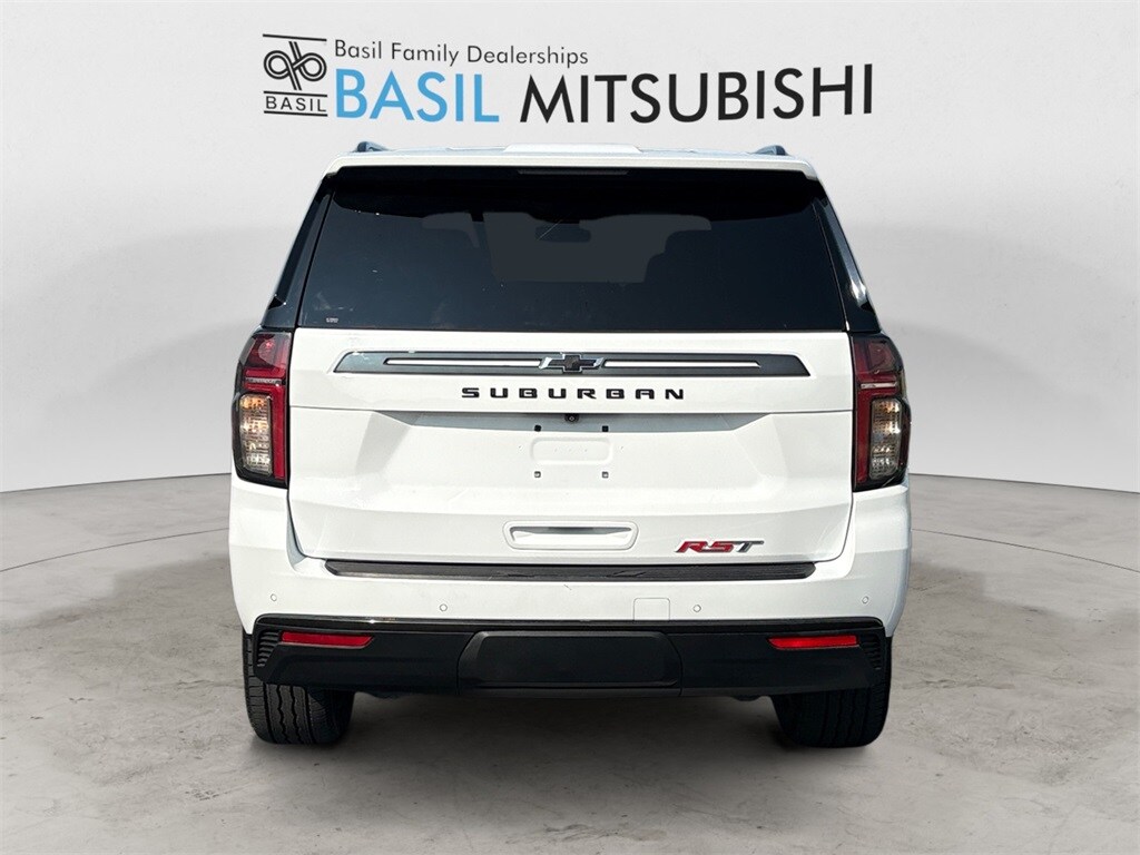 2021 Chevrolet Suburban RST photo 4