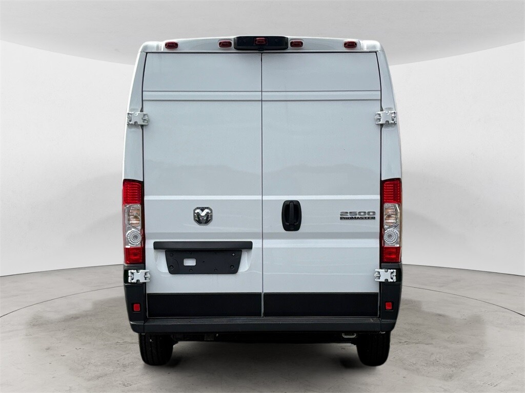 2025 Ram ProMaster 2500 Cargo Van photo 3