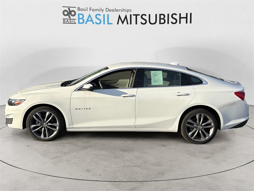 2025 Chevrolet Malibu 1LT photo 2
