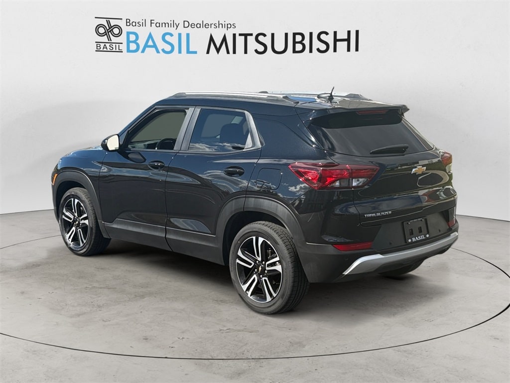 Used 2025 Chevrolet Trailblazer LT SUV