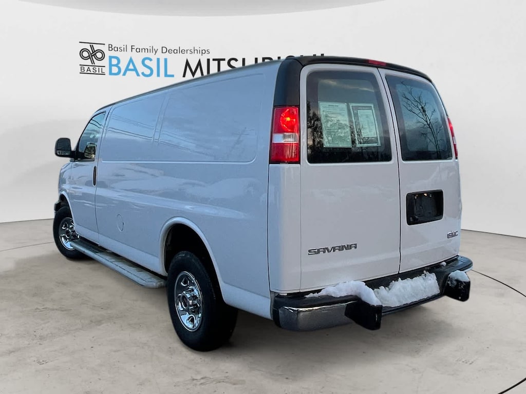 2023 Gmc Savana 2500 Cargo photo 3