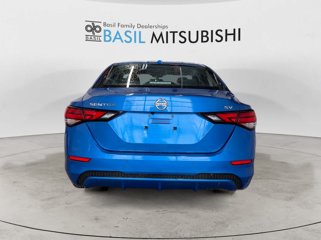 2023 Nissan Sentra SV photo 4