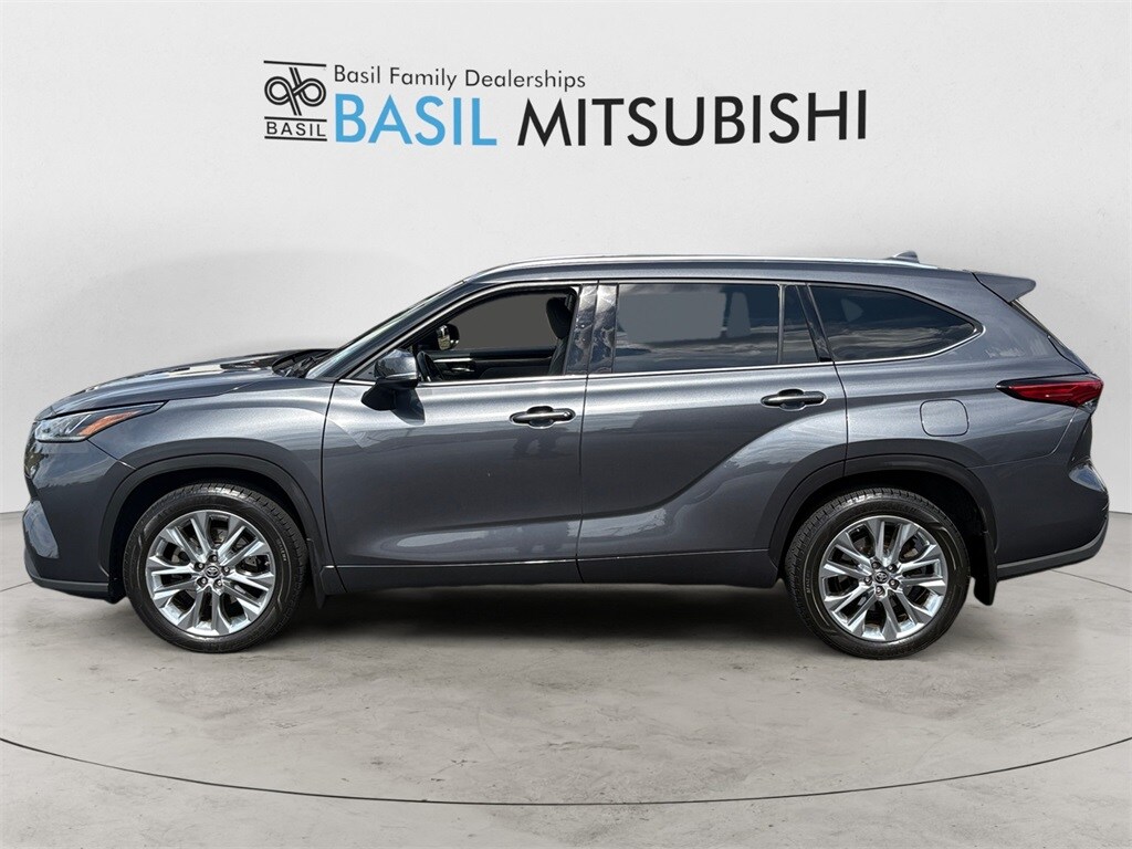 2020 Toyota Highlander Limited photo 2