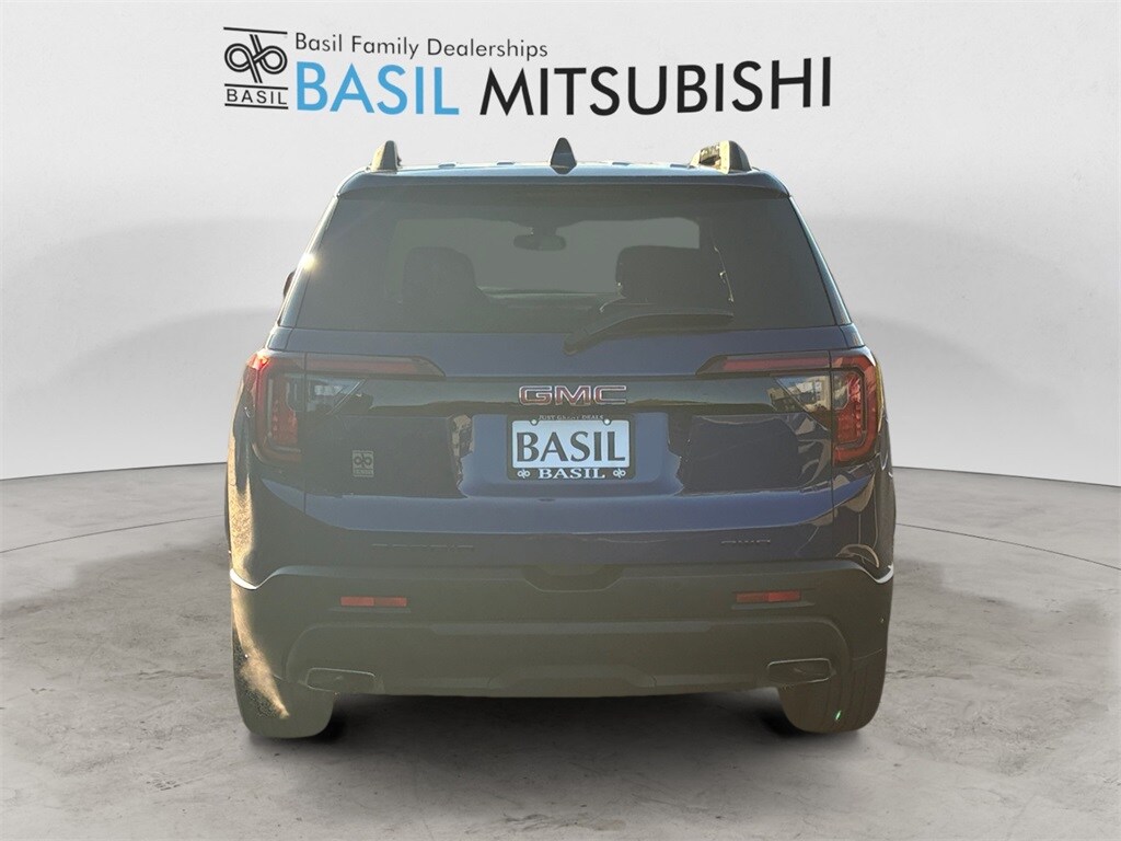 2023 Gmc Acadia SLE photo 4