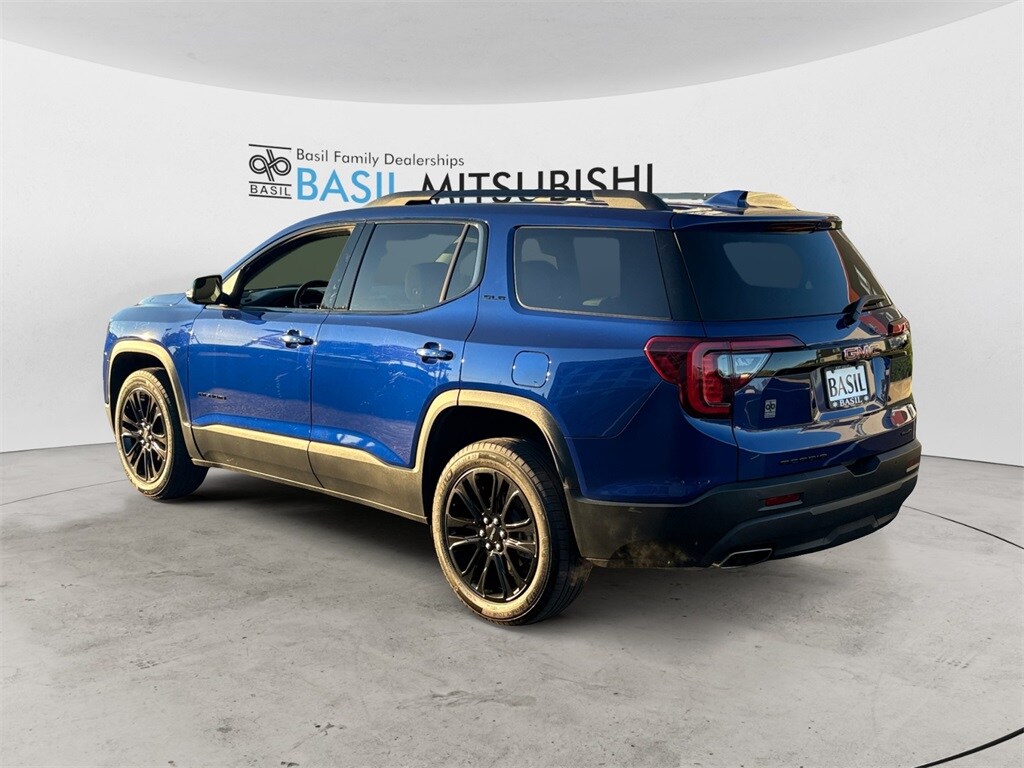 2023 Gmc Acadia SLE photo 3