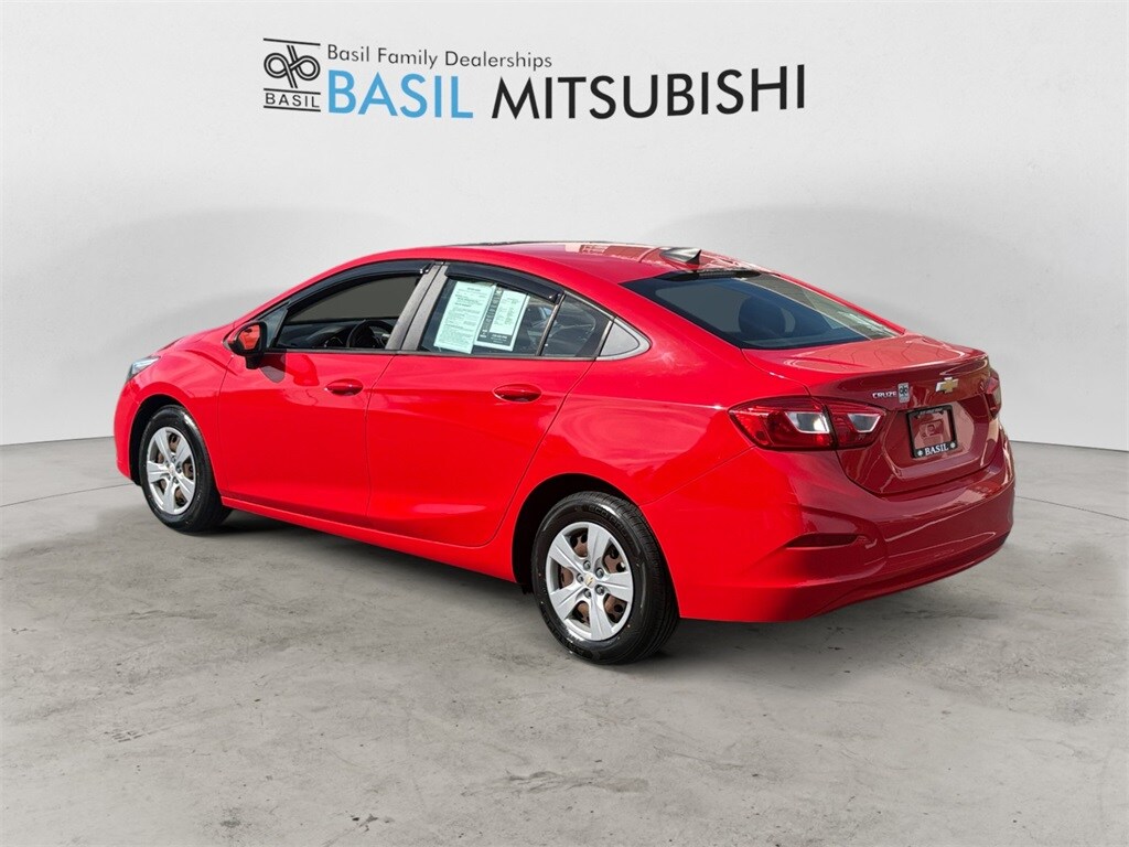 2018 Chevrolet Cruze LS photo 3