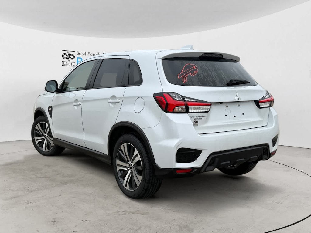 2023 Mitsubishi Outlander Sport ES LE SE photo 4