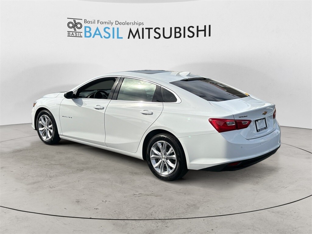 2024 Chevrolet Malibu 1LT photo 3