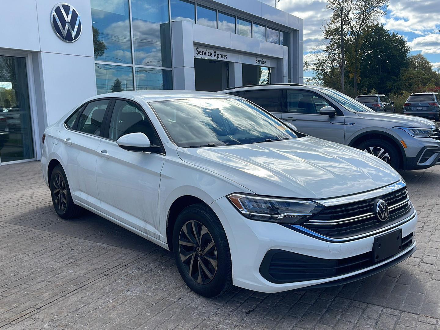 2023 Volkswagen Jetta S photo 3