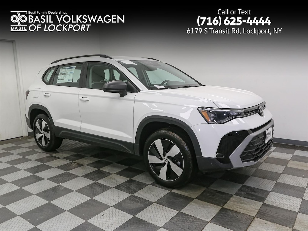 New 2025 Volkswagen Taos S 4MOTION