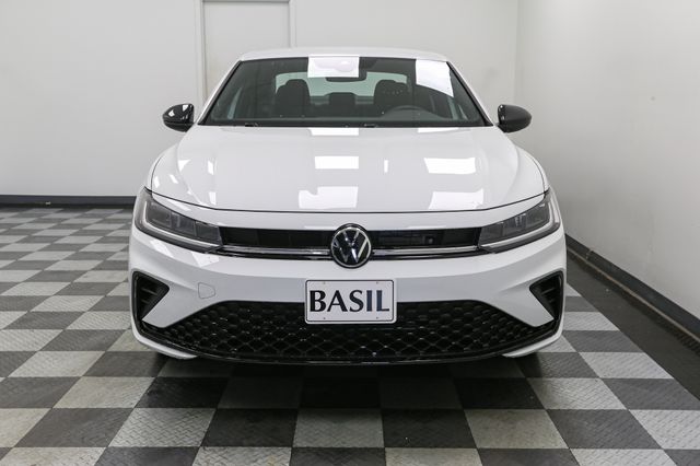 2025 Volkswagen Jetta 1.5T Sport photo 3