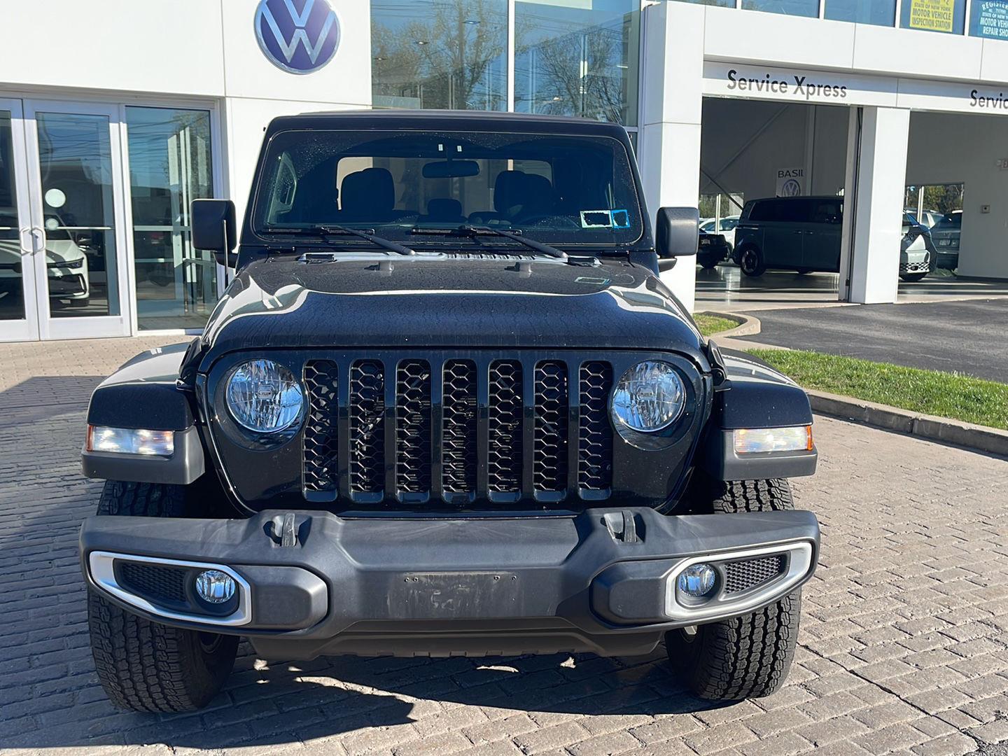 2021 Jeep Gladiator Sport S photo 2