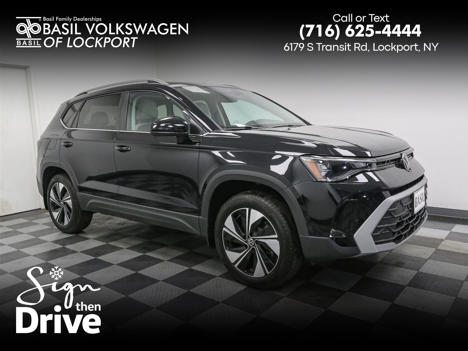 2025 Volkswagen Taos SE's photo