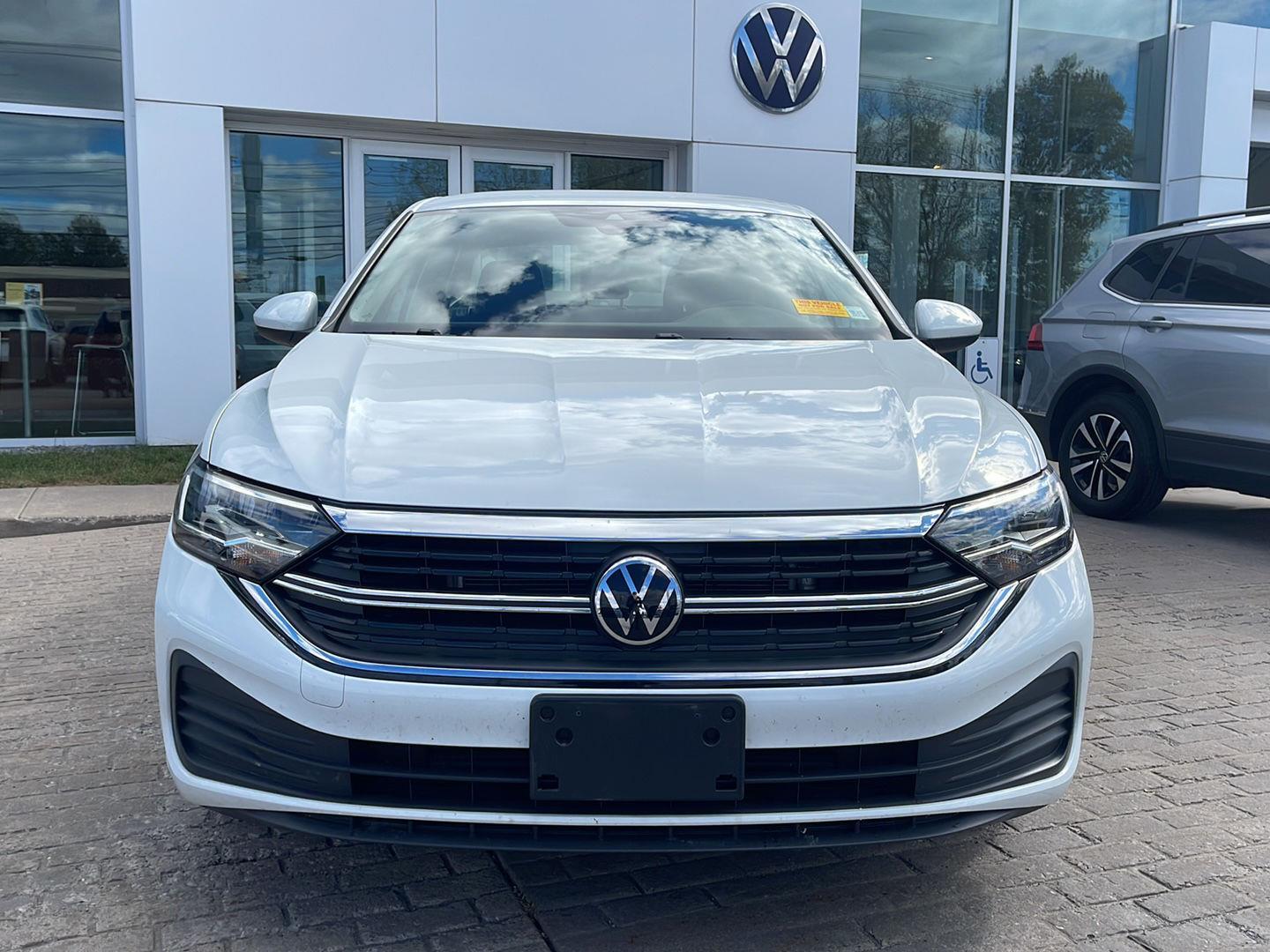 2023 Volkswagen Jetta S photo 2