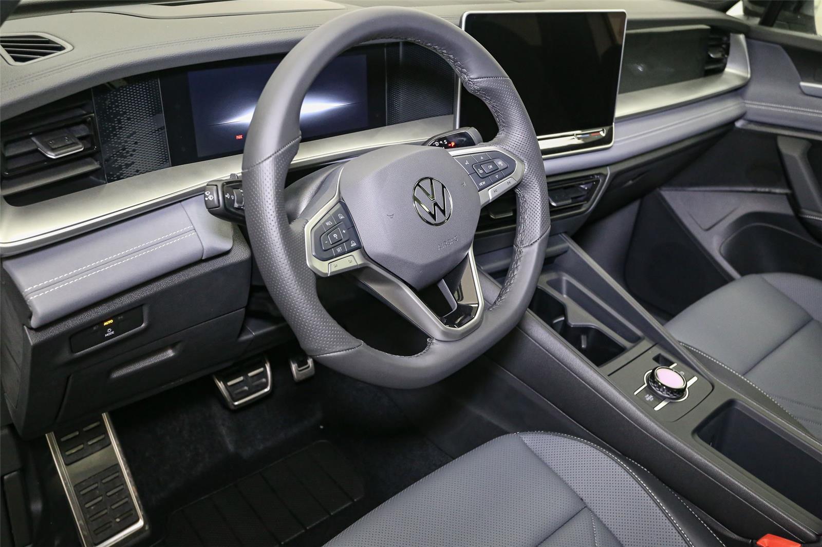 2026 Volkswagen Tiguan SE R-LINE BLACK - Photo 20
