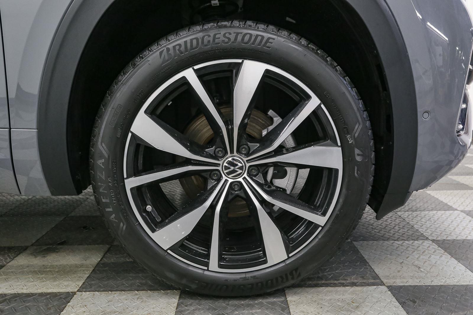 2026 Volkswagen Atlas SEL Premium R-Line - Photo 14