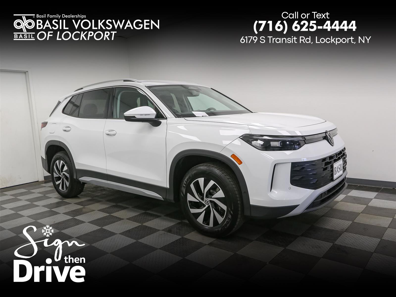 2025 Volkswagen Tiguan S's photo