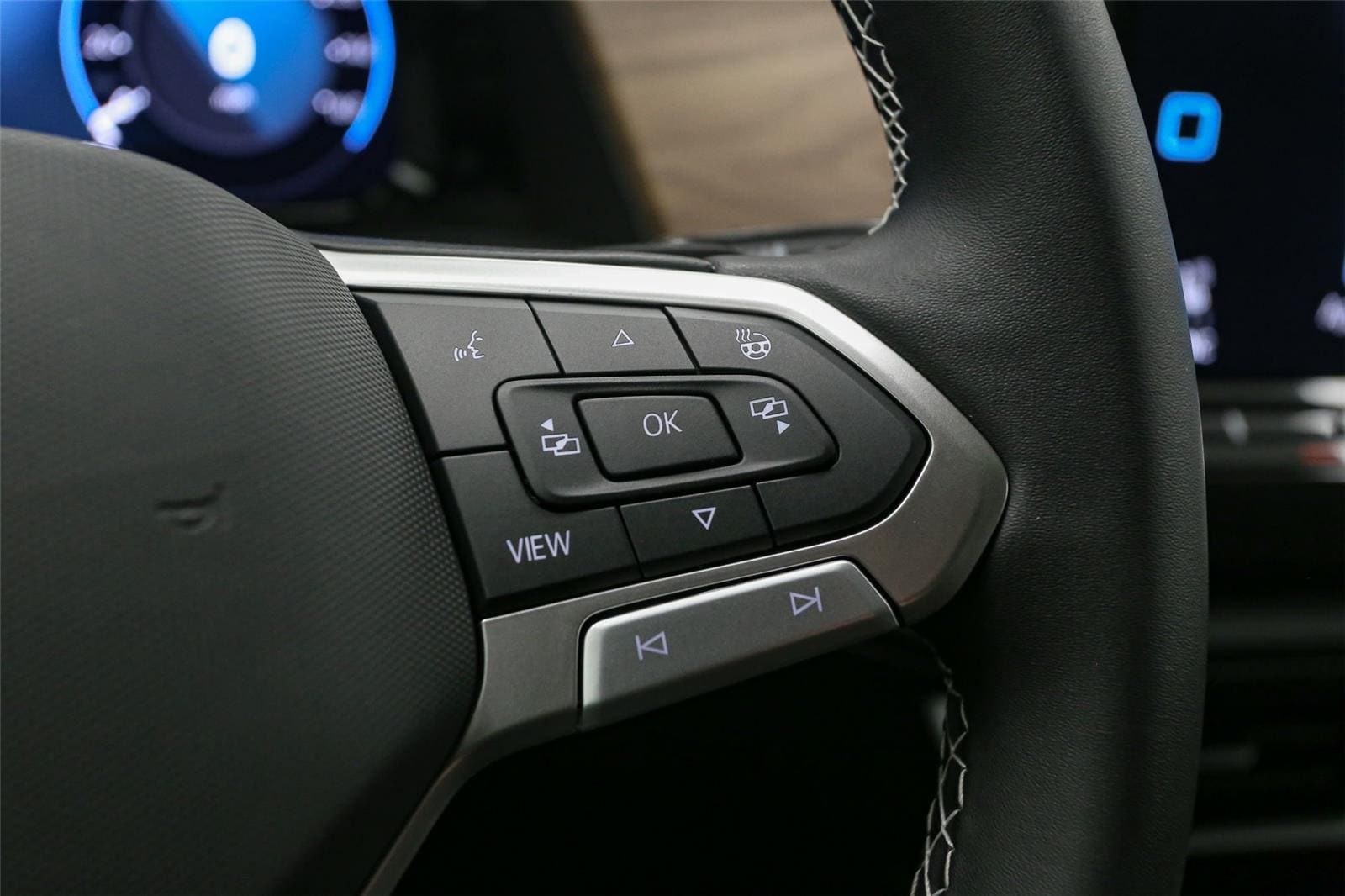 2026 Volkswagen Atlas SE w/Tech - Photo 23