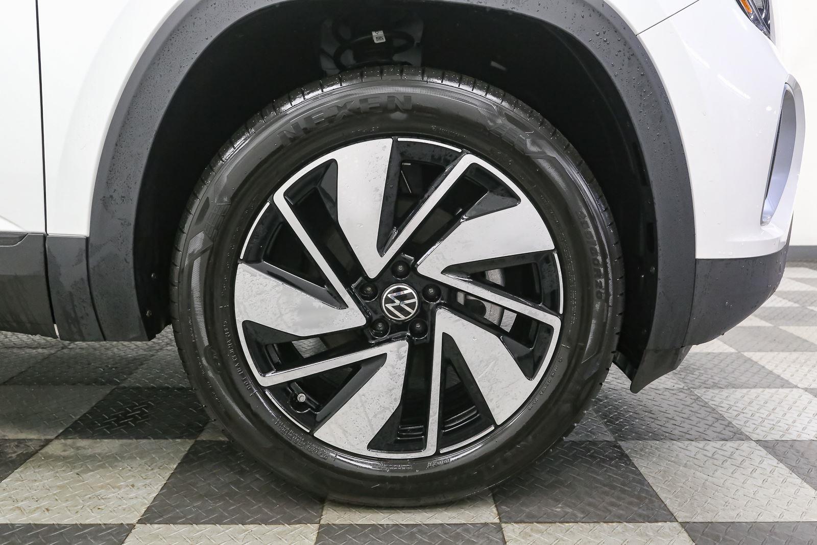 2026 Volkswagen Atlas SE w/Tech - Photo 13
