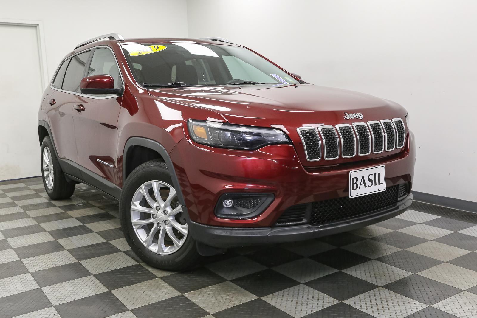 Used 2019 Jeep Cherokee Latitude with VIN 1C4PJMCB7KD126089 for sale in Lockport, NY