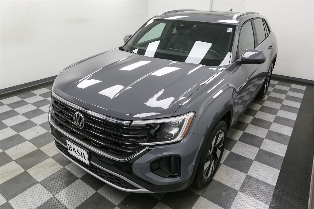 2026 Volkswagen Atlas Cross Sport SE Technology photo 2