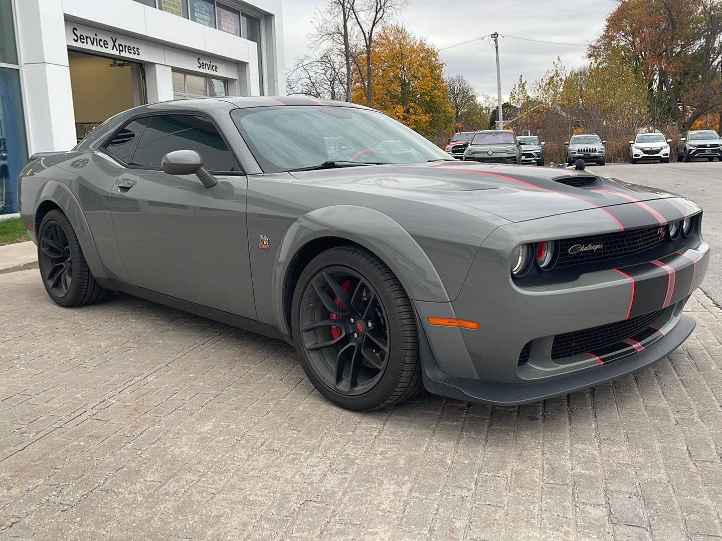2019 Dodge Challenger R/T Scat Pack Widebody photo 3
