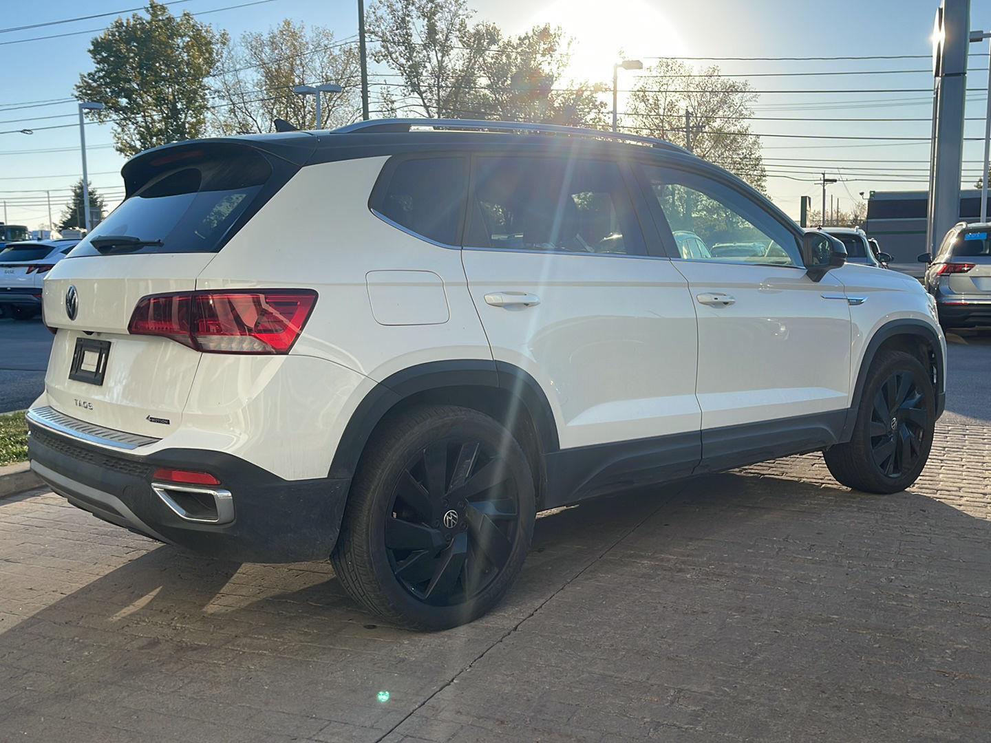 2024 Volkswagen Taos SE photo 4