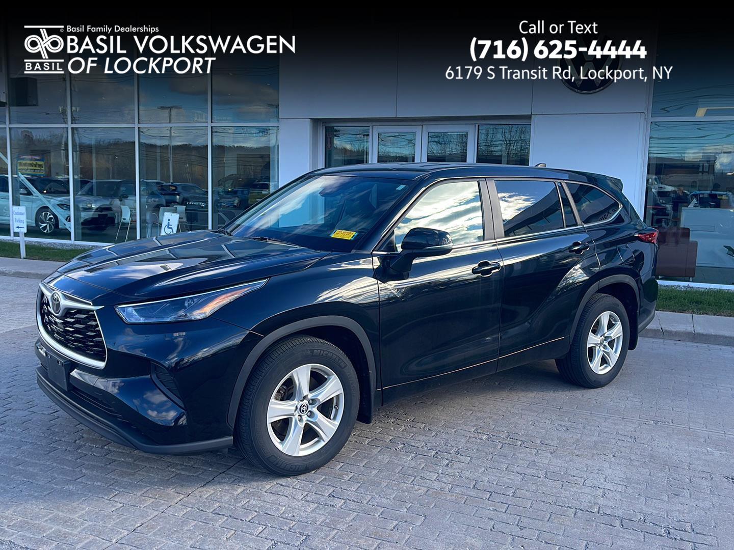 2023 Toyota Highlander L's photo