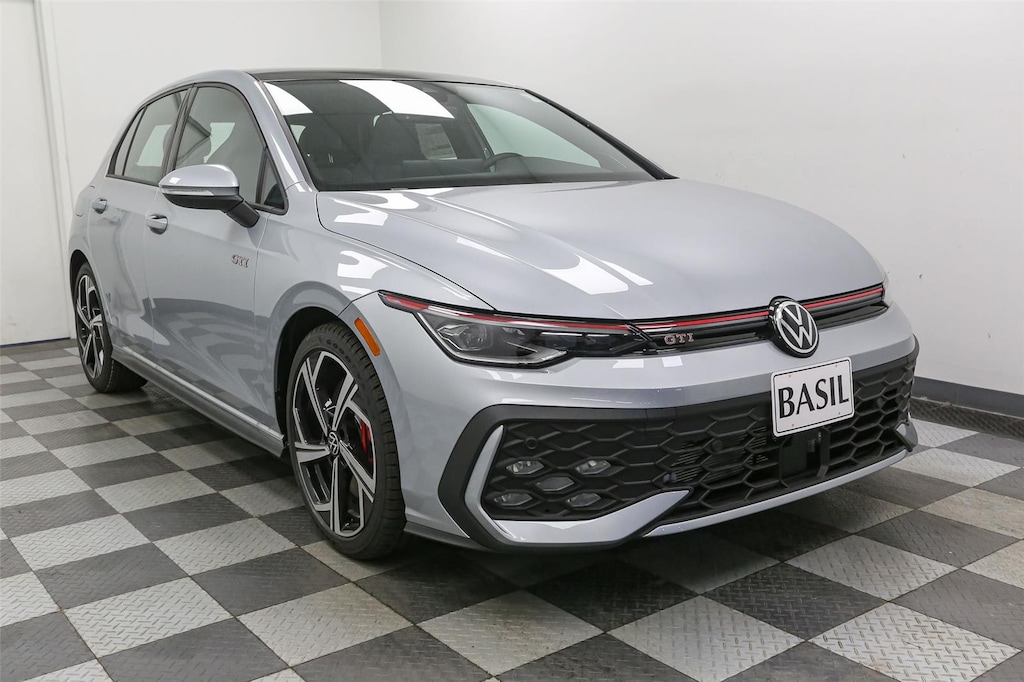 New 2025 Volkswagen Golf GTI SE Hatchback
