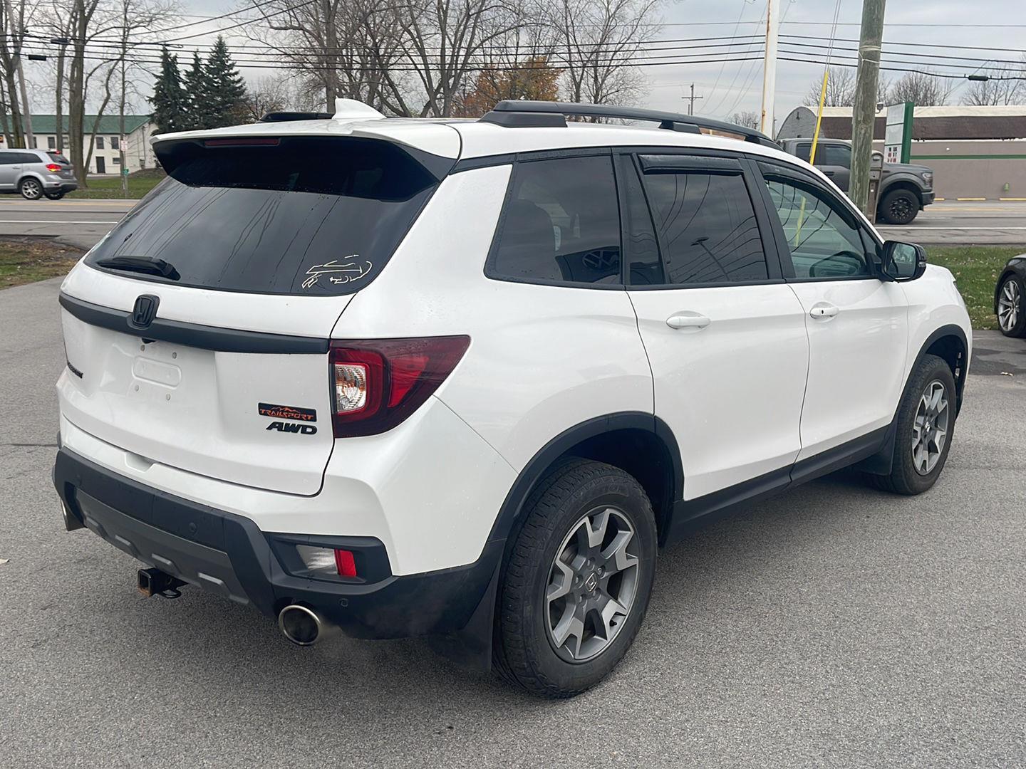2023 Honda Passport TrailSport photo 4